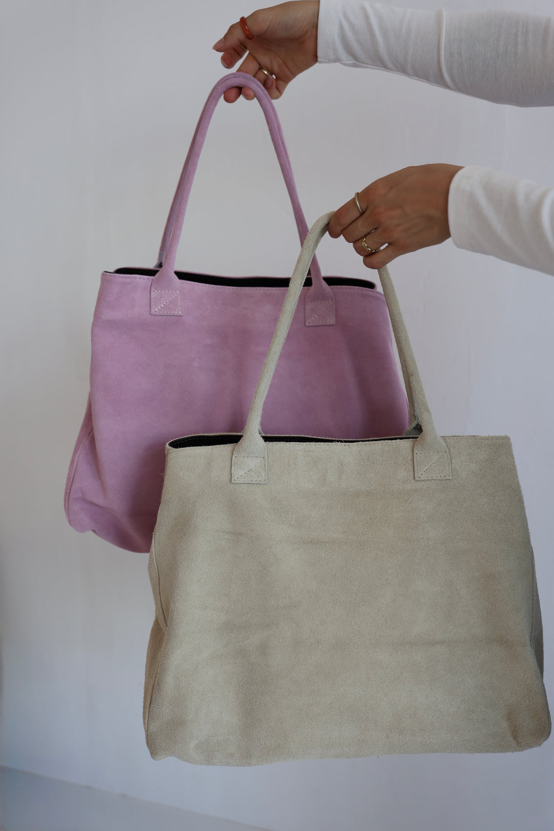 Shopper aus Wildleder Kamina