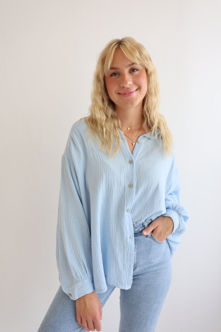 Kurzes Blusenhemd aus Musselin (einfarbig)