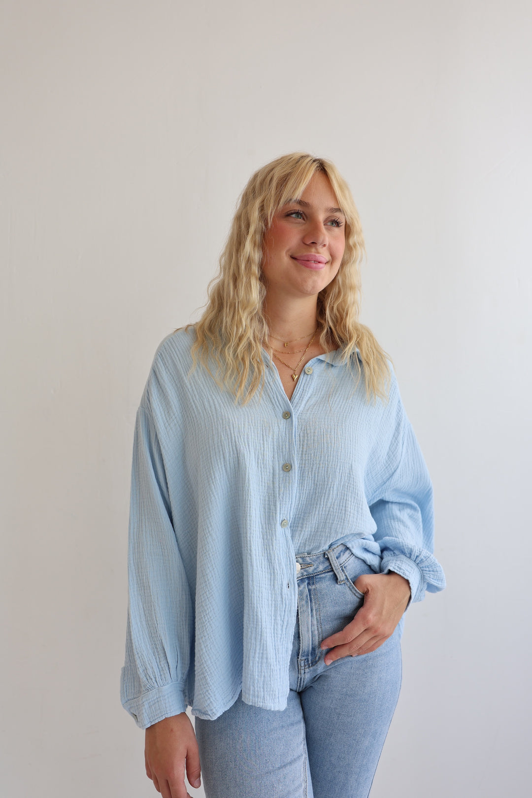 Kurzes Blusenhemd aus Musselin (einfarbig)