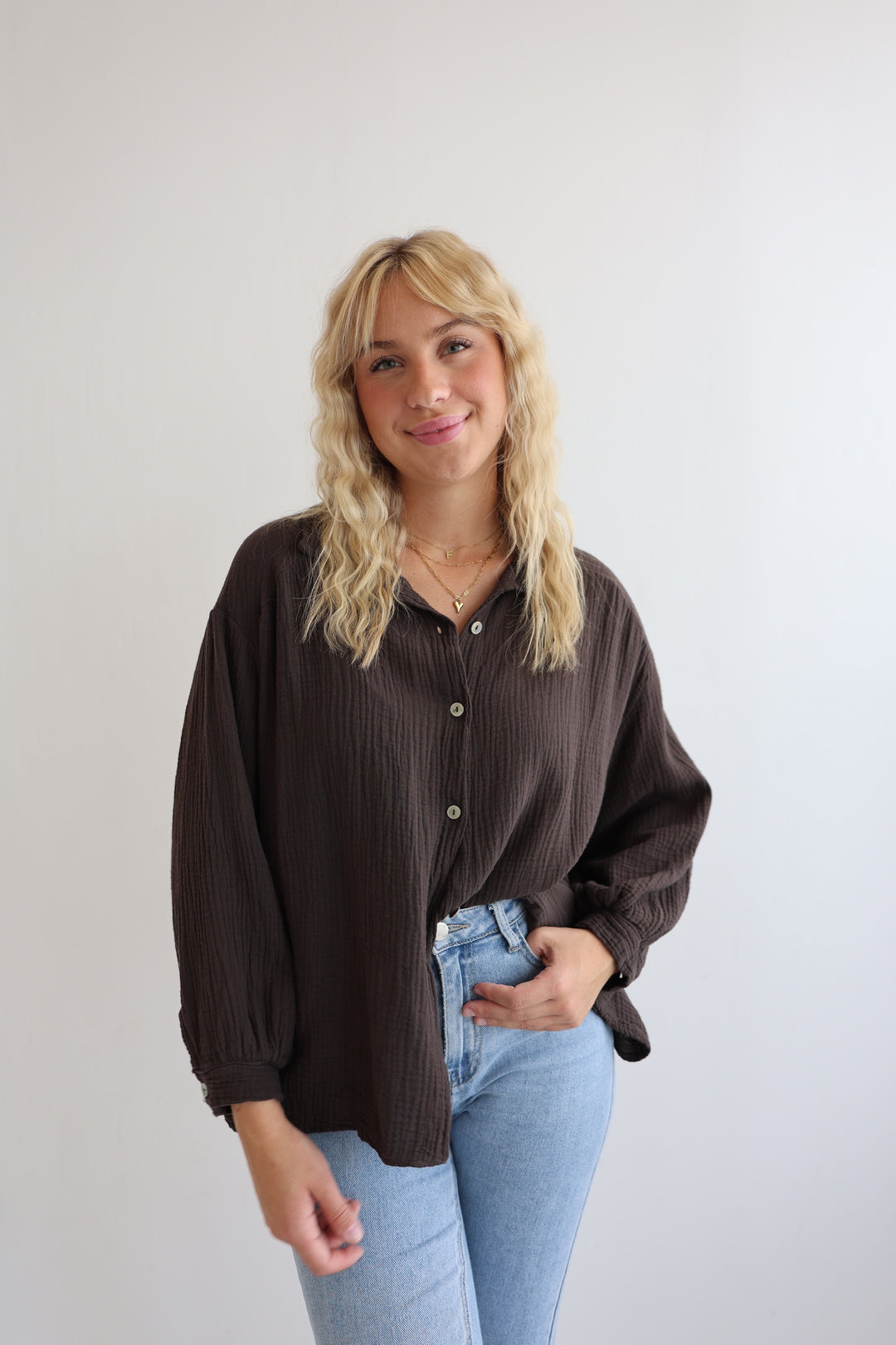 Kurzes Blusenhemd aus Musselin (einfarbig)