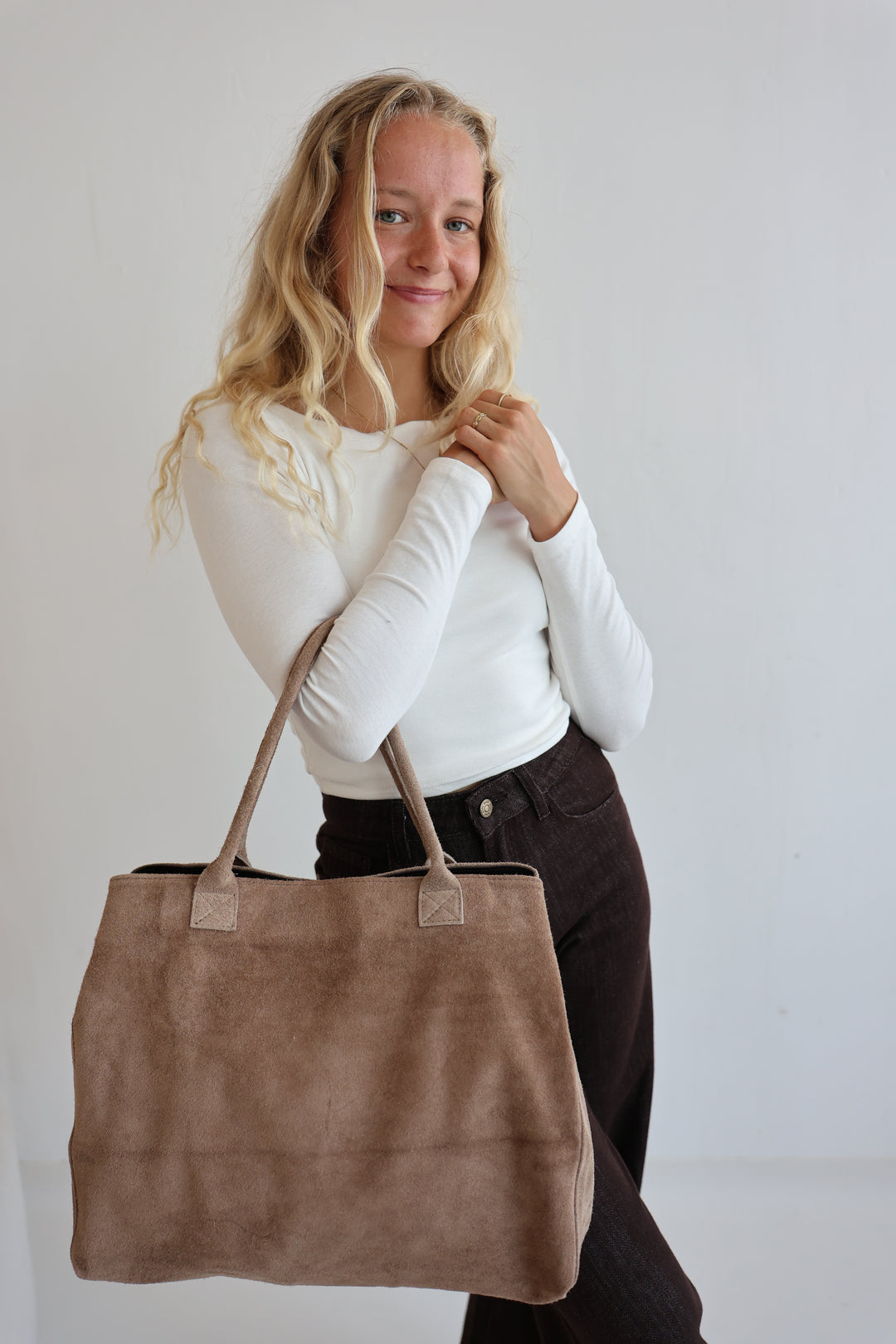 Shopper aus Wildleder Kamina